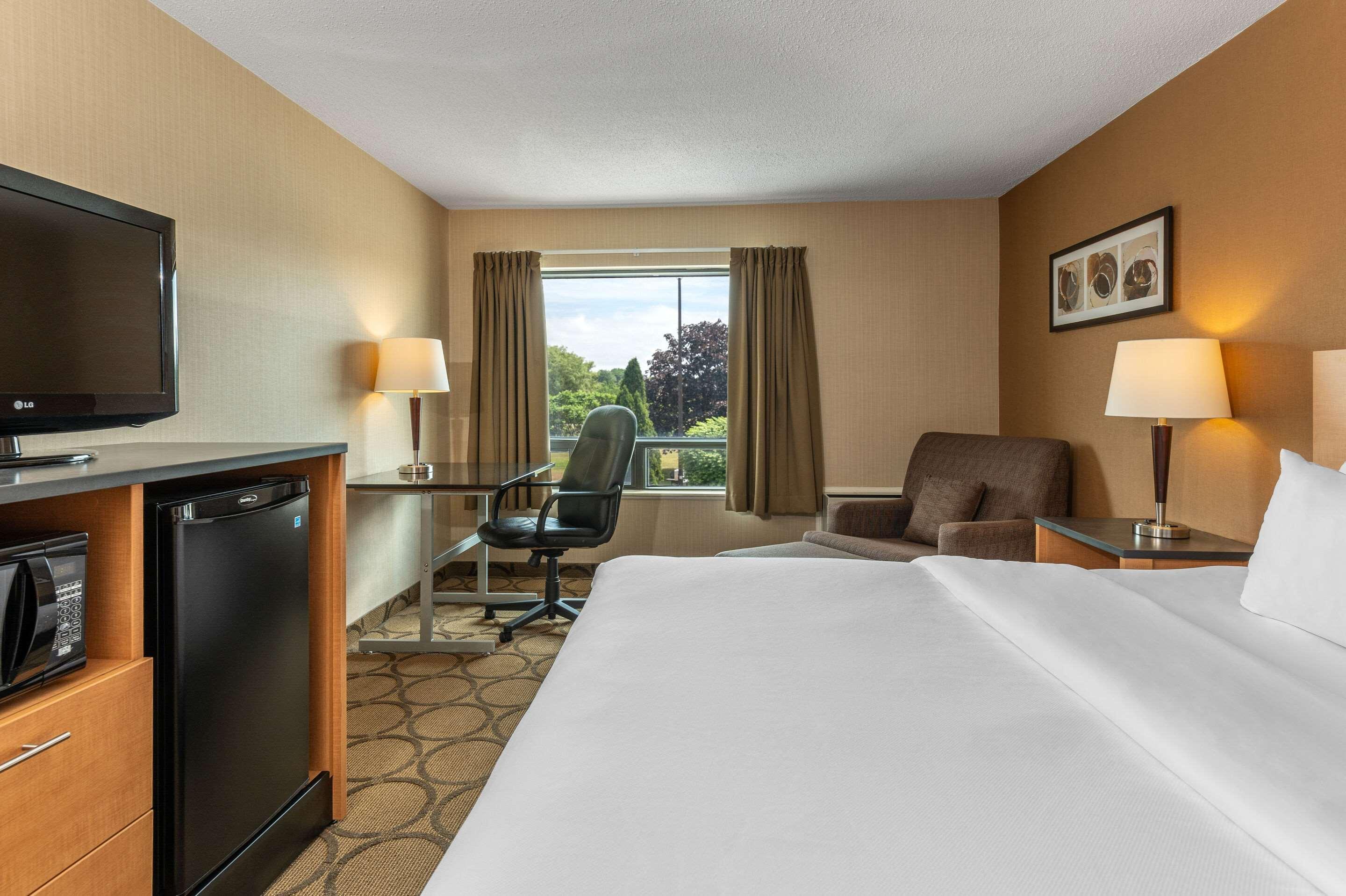 Comfort Inn Timmins Buitenkant foto
